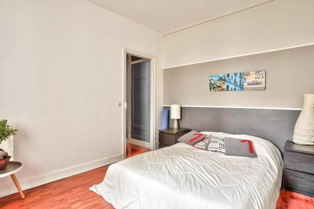 Adorable Apartment Paris 18Th